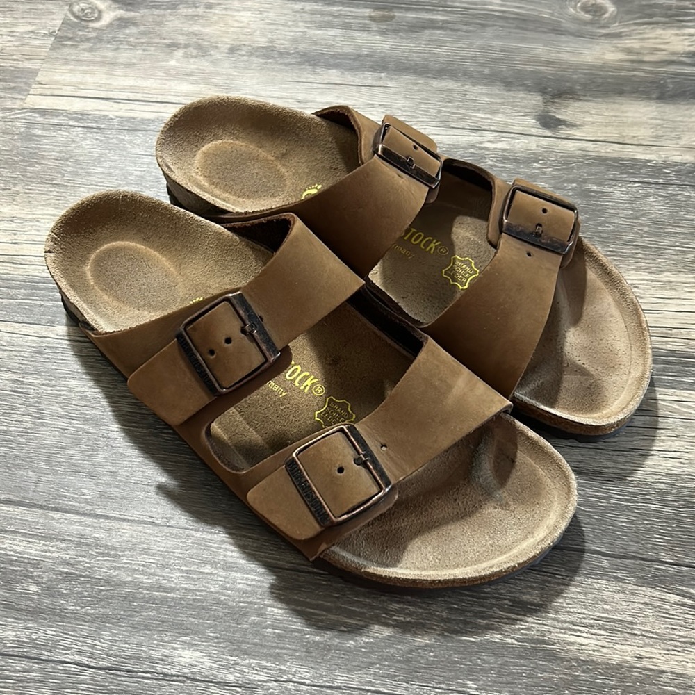 Birkenstock Arizona Slide sandals, color: dark brown
